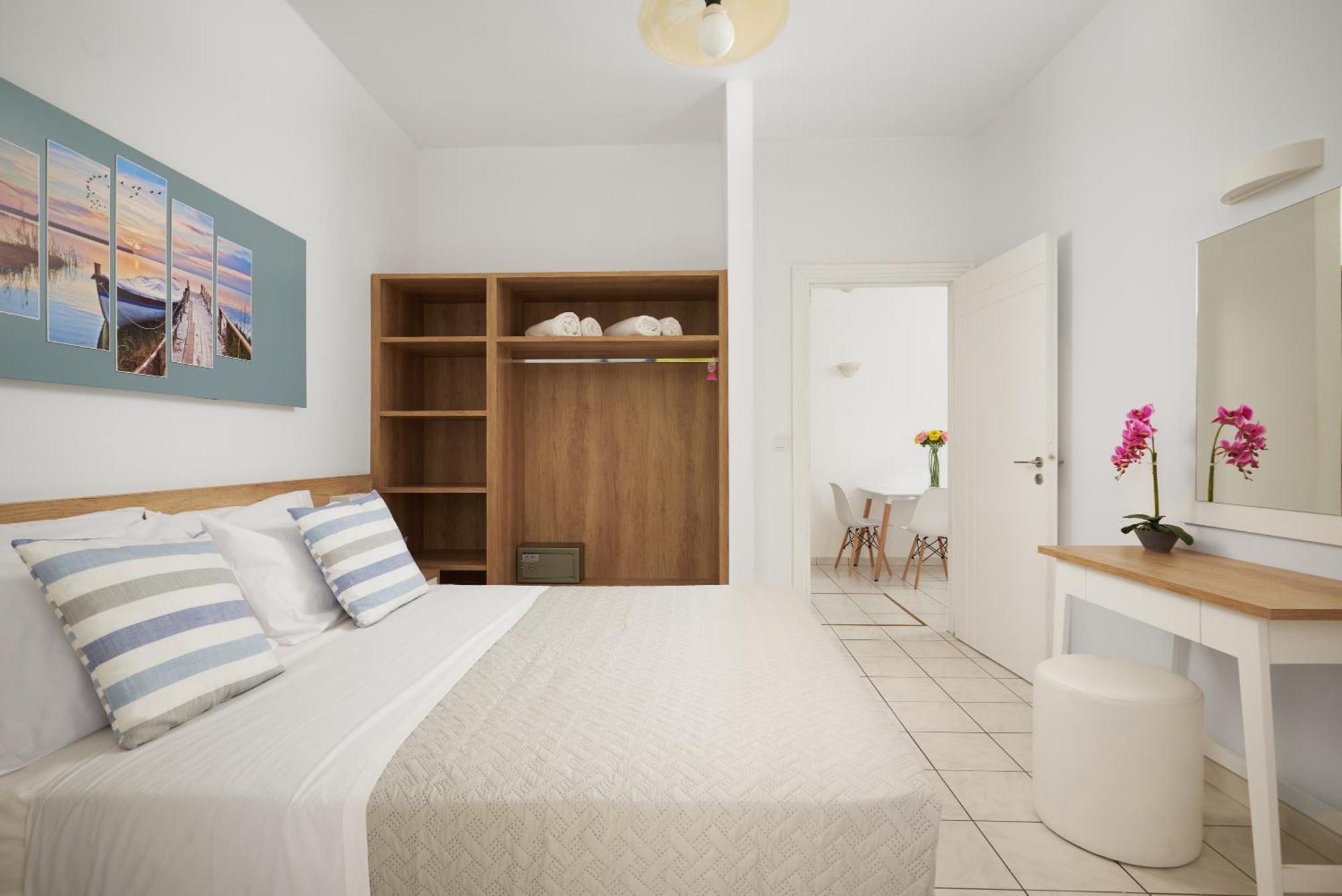 Artemis Apartments Gouves Exterior foto