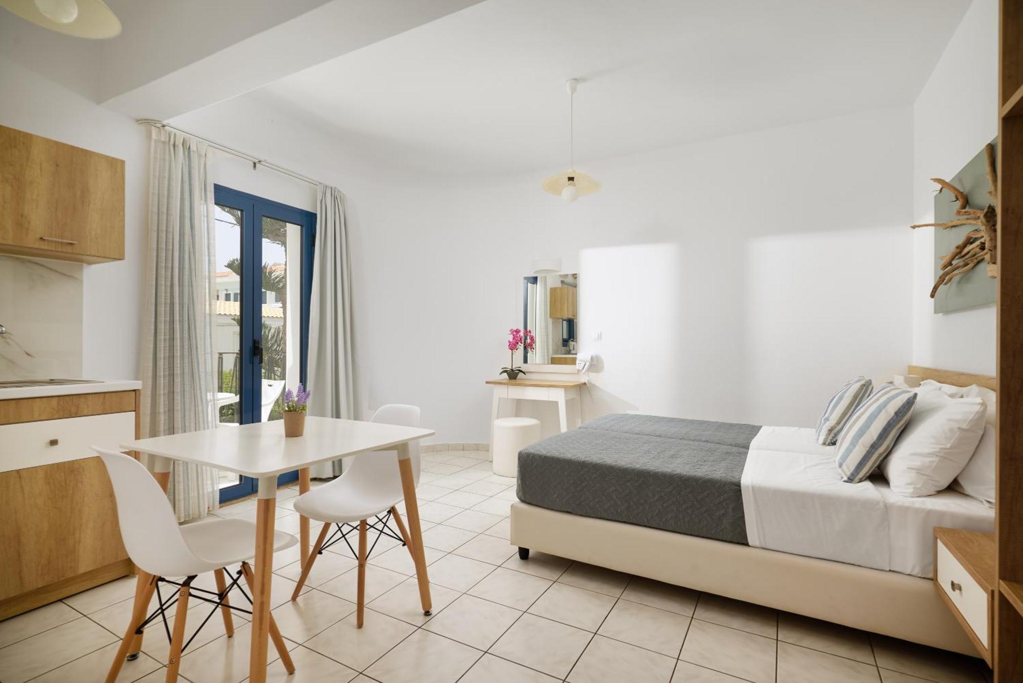 Artemis Apartments Gouves Exterior foto